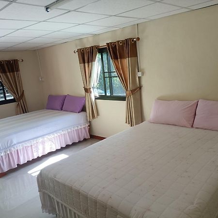 เฮือนน้ำน่าน House By The River Nan Uttaradit Zewnętrze zdjęcie