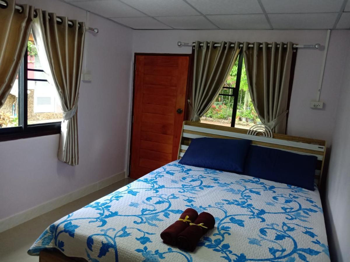 เฮือนน้ำน่าน House By The River Nan Uttaradit Zewnętrze zdjęcie