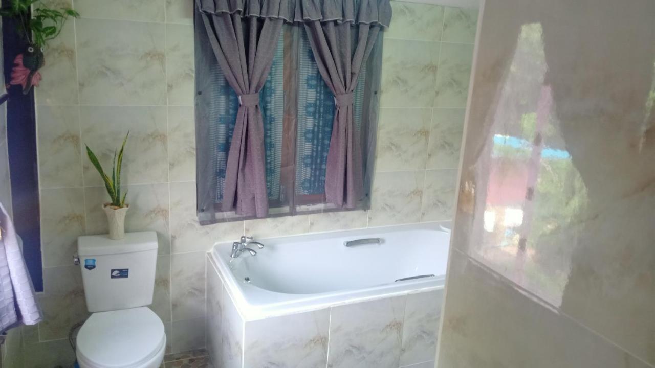 เฮือนน้ำน่าน House By The River Nan Uttaradit Zewnętrze zdjęcie